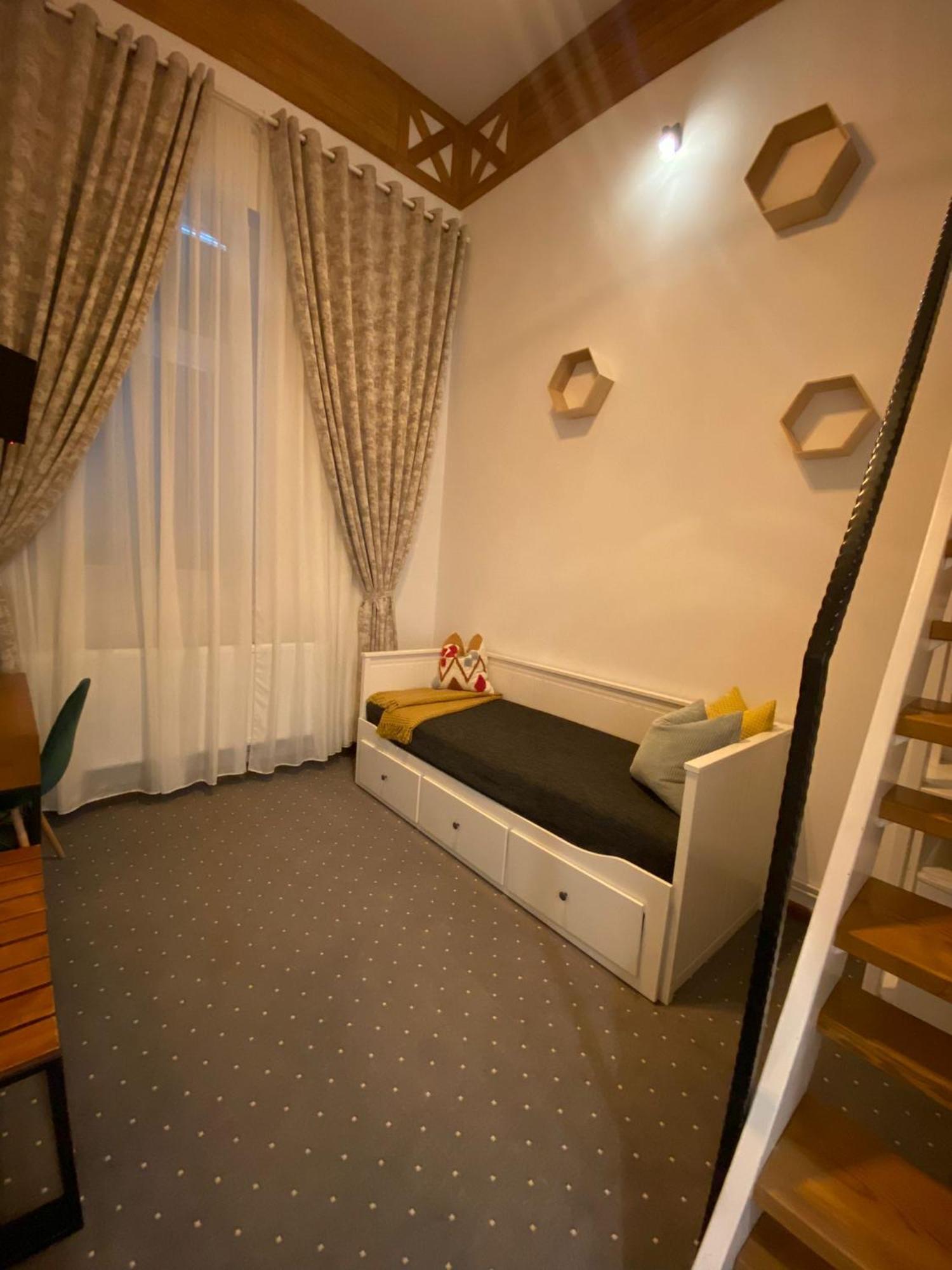 Buchenland Hotel Câmpulung Moldovenesc Eksteriør bilde